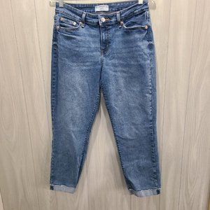 Denizen From Levi’s Women’s Size 8/29 Mid-Rise Boyfriend Jean Medium Wash Cuffed